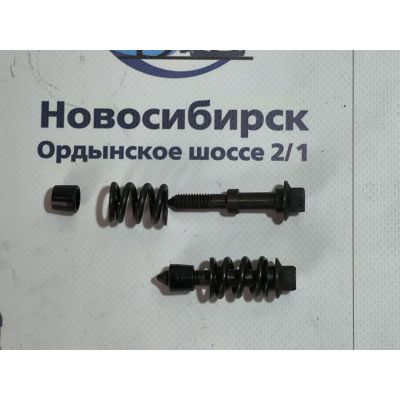 Болт креп. крышки клапанов с пружиной и втулкой CA6DM
