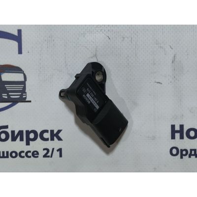 Датчик температуры и давления во впускном коллекторе